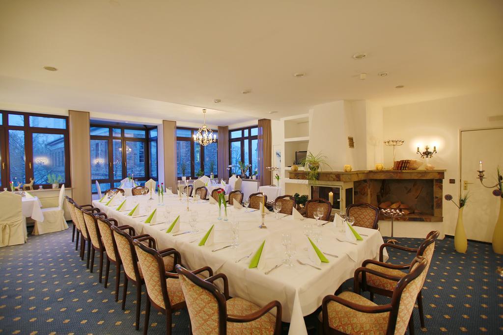 מונטבאור Hotel Am Peterstor מראה חיצוני תמונה