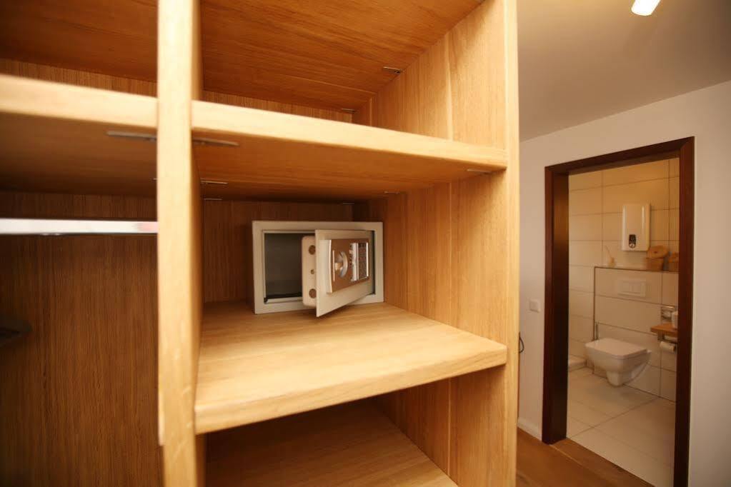 מונטבאור Hotel Am Peterstor מראה חיצוני תמונה